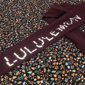Lululemon Lunar SE Garnet Wunder Under 25” size 6